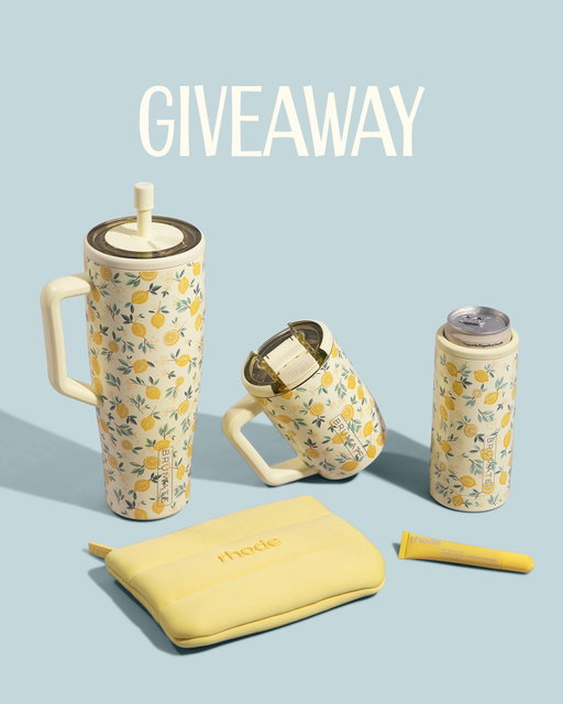 ❌GIVEAWAY CLOSED❌
When life gives you lemons…you do a GIVEAWAY 🍋 To celebrate the unofficial end of summer, we’ll be giving one lucky winner a handful of Limoncello Brüs + a Rhode Lemontini lippy & beauty pouch to match! ✨ Follow the steps below to enter for a chance to win:

💛 Follow us @brumate
💛 Like this post
💛 Tag a friend (every comment = an extra entry)
💛 BONUS ENTRY: share this post to stories

*Giveaway closes on 9/4 at 11:59pm. Open to US participants only. One winner will be randomly selected & DM’d from this VERIFIED @brumate account ONLY on 9/5. Good luck!