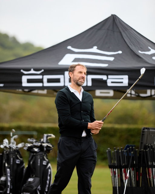 📸 Sir Gareth Southgate 🦁🦁🦁

What a day! We had the honour of fitting England legend Sir Gareth Southgate for his new COBRA clubs. A top footballer, manager and now a seriously sharp golfer, Gareth showcased his ball-striking skills during his session👏⛳

WITB:
🏌️‍♂️ Driver - DS Adapt Max K 10.5°
🏌️‍♂️ Fairways - DS Adapt Max 3W, 5W & 7W
🏌️‍♂️ Irons - KING TEC X (5-PW)
🏌️‍♂️ Wedges - KING X (52°, 56°, 60°)
🏌️‍♂️ Putter - Supernova