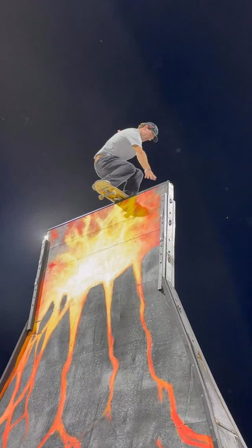 Thanks @dimemtl for the good times 🌋
Also thanks @jimmy_wilkins @doobieornotdoobieee @bigsexy.ca for letting me use your boards! 
🤳 @luielliott