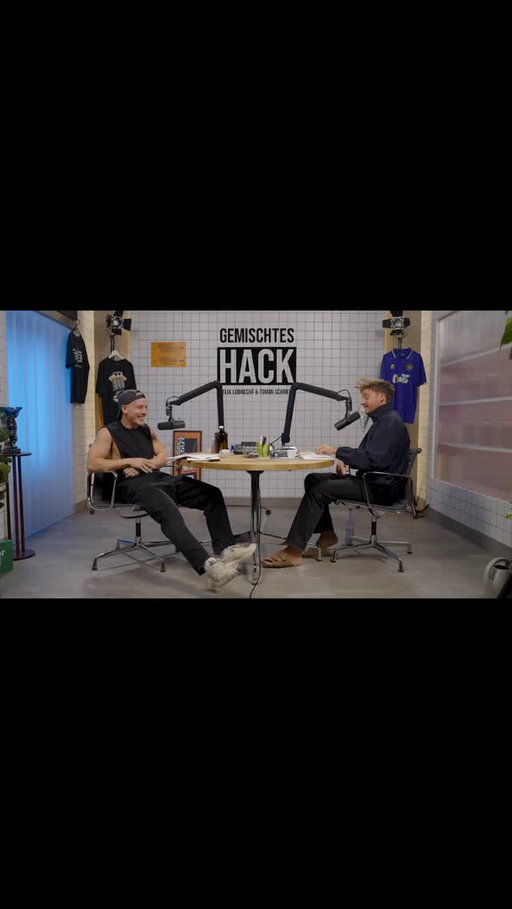 @tommischmitt rastet komplett aus. Heute Nacht, 00:01 Uhr geht’s wieder los! MITTWOCH BLEIBT HACKTAG.

@spotifyde @gemischteshack.podcast