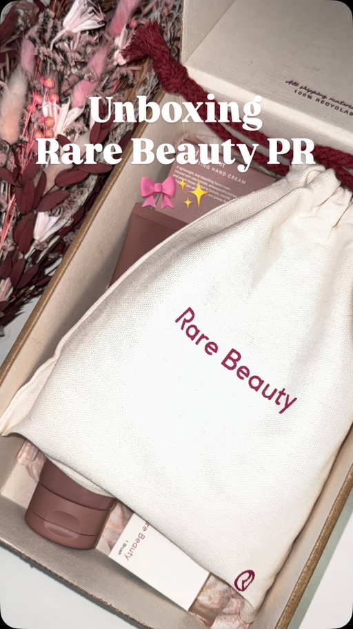 ✨Unboxing the most dreamy @rarebeauty PR package!✨
I’m obsessed with their iconic Soft Pinch Liquid Blush (SO pigmented & blends like a dream 😍), plus the body wash, hand cream, and blush brush are total game-changers. Feeling so grateful & beyond excited to try everything out! 💖 

#RareBeauty #RareBeautyPR #SoftPinchLiquidBlush #MakeupAddict #MakeupObsessed #MakeupFlatlay #ViralBeauty #BeautyContent #UnboxingMagic #MakeupInspo #GlowingSkin #BlushLover #MakeupGoals #ViralMakeup