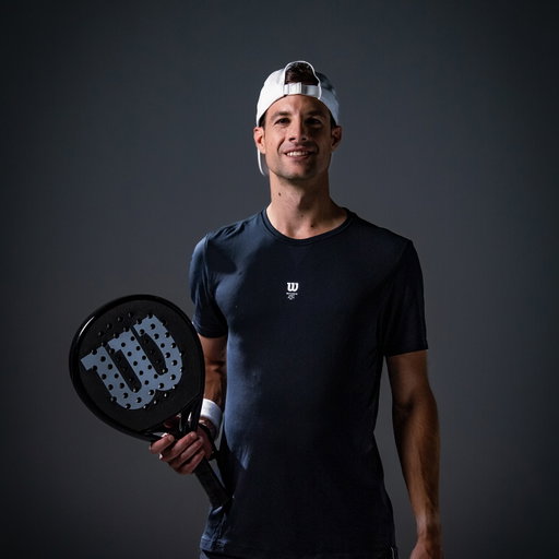 We are ready.

Let the show begin!🧢

#WilsonPadel #MomoGonzález #LetsDanceTogether