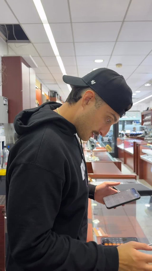 Two guys come into the Vookum store as we are closing and agreed to purchase a watch for $3,000. Watch what happens next #watches #business #entrepreneur #luxury
