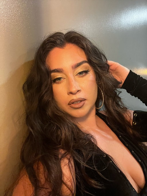 This weekend was SUCH a whirlwind!!! Omg! I just wanted to say THANK YOU!! Thank you to the @jonasbrothers for having us🥰 thank you to our amazing teams and the GIRLS @fifthharmony ! I missed yall🥲🫂 also deep gratitude to all the amazing organizers at the Liberación event on Saturday night! I loved speaking and getting to sing a few songs for you all! Raising funds for causes that matter, hopping on a red eye to Dallas to kill that stage w my girls! Duality bby! New special things on the horizon! God is so good!! Ahh! Ok love you bye!