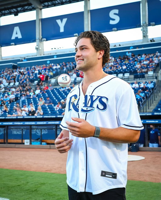TJ has entered the ballpark 🌴

Tonight, @tjpalmaa joined us to throw the first pitch!