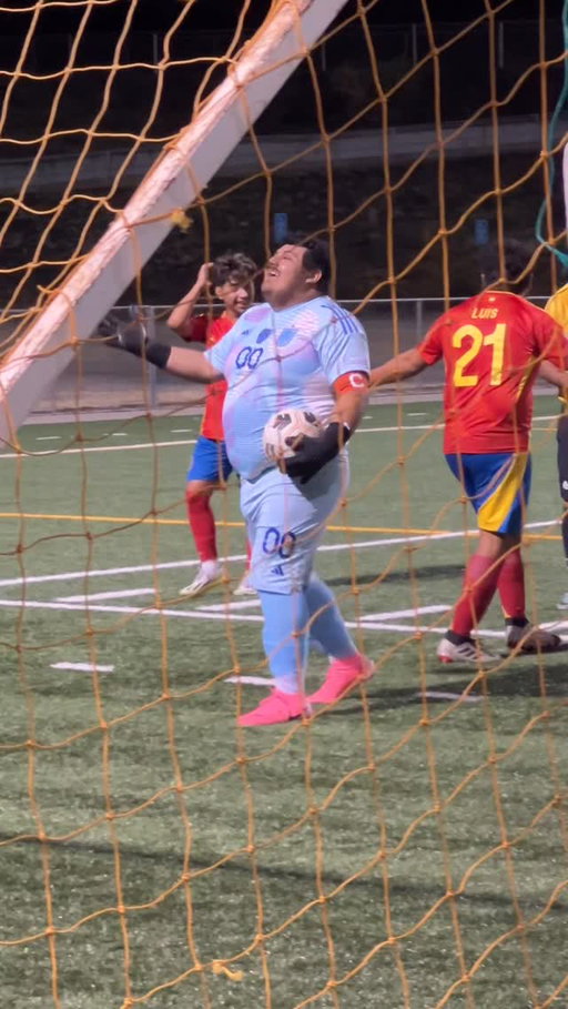 Was this a foul? 🤔  #instagram #instalike #instareels #reels #reelsinstagram #for #you #foryou #foryourpage❤️ #foryourpage #foru #parati #paratí #paratudo #paratipage #paratipageforyou❤️ #lol #soccer #soccergame #soccerplayer #fut #futbol #futboleros #futbolista #viral #josetorres #messi #ronaldo #ishowspeedmemes #explore