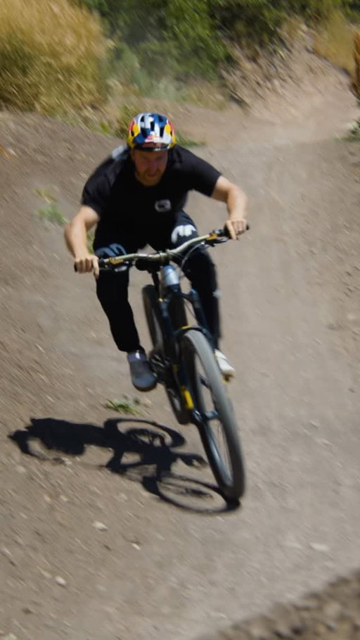 The new eMTB+ mode for the @boschebikesystems.us motors on my @crestlinebikes is a good time!

The Performance Line CX already had tons of power, but the new update gives you up to 100NM of torque, and the new eMTB+ mode allows you to really dial in your settings.

The update only takes a few minutes to download through the Bosch eBike Flow app and you’re ready to rip!