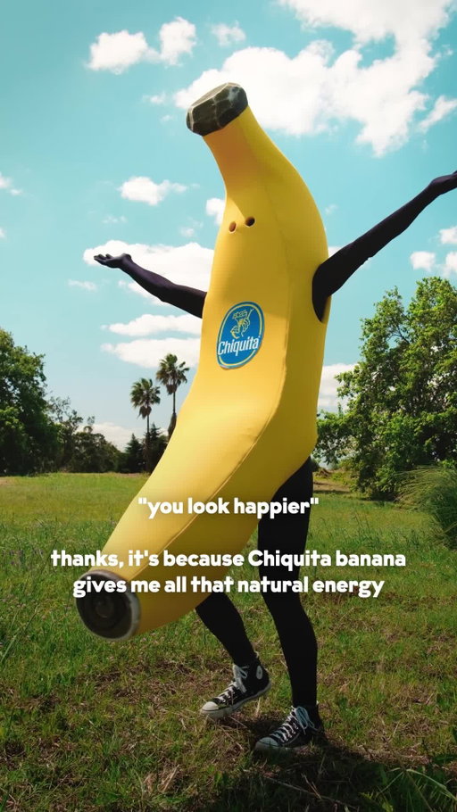 One bite and I’m powered up with natural energy to vibe all day. Who’s with me? 😋🍌 #LikelyTheBestSnackEver