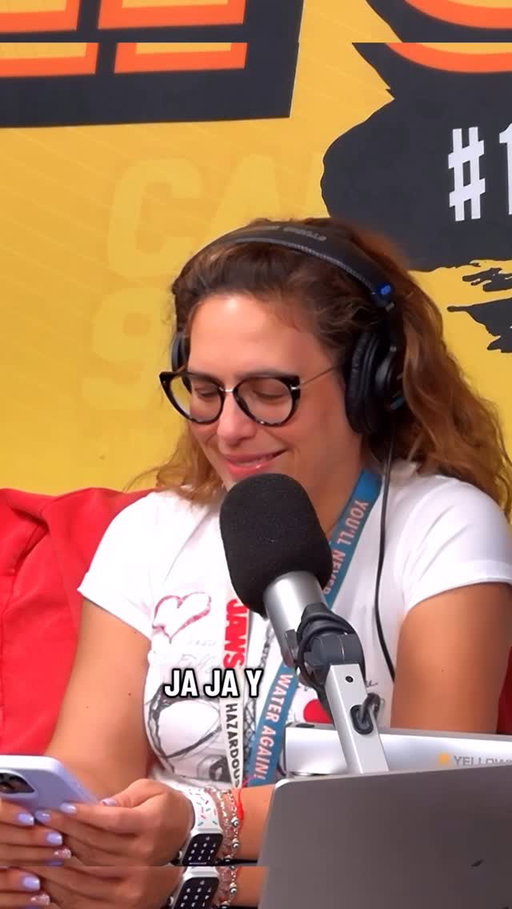 Angelica Vale nos cuenta la historia de su vecino intenso y podría involucrar a alguien que conoces 😳🫣 ¿Tienes un vecino loco?

Escucha #LaValeShow de 5AM - 10AM LUNES A VIERNES 🎙️🎉