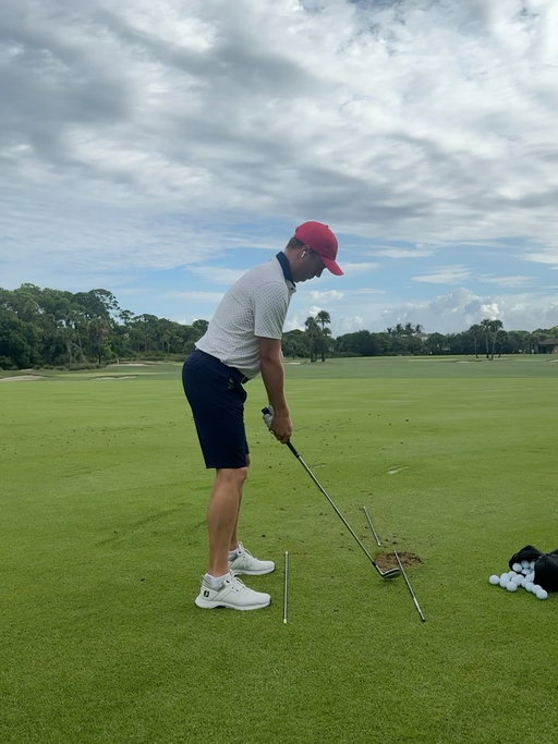 Some much needed time off after Tour Champ and back into it getting ready for @procorechampionship and @therydercup. 

Any time I take a week or more off, I always start back up with fundamentals and video to check positions and things not getting too far off. Short game just trying to get feels and contact/spin dialed in as quick as possible hitting different shots. Lot of text exchanging with @killengolf to slowly work our way back into it!