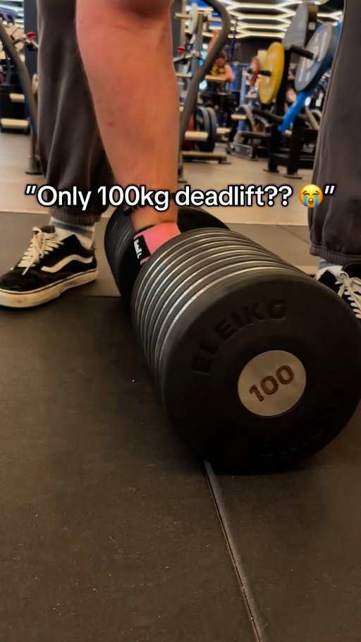 The worst dumbells of all time 😭

#Gymmotivation #gymtok #fitness #bodybuilding #motivation #gym #100kg #curl