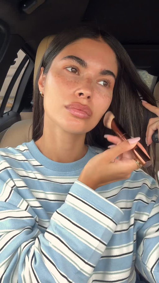 no mascara days ☁️

@diorbeauty foundation stick 3N
@hourglasscosmetics concealer sepia 
@summerfridays jet lag mist 
@rhode blush plum 
@saiebeauty translucent powder 
@nudestix blush sun-kissed cool 
@rhode lip liner balance and lip peptide jelly bean