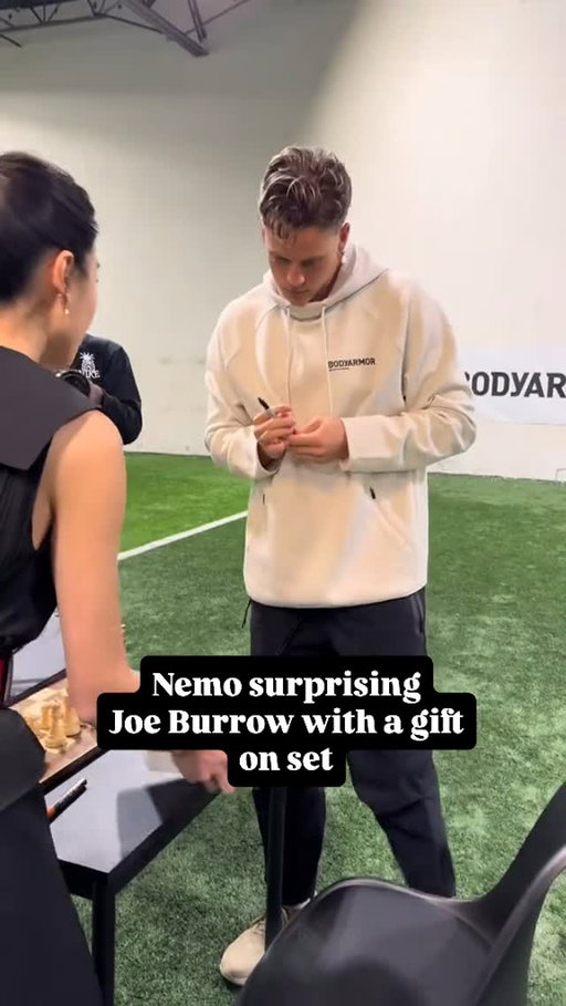 we think he likes it 💯 @joeyb_9 @nemochess