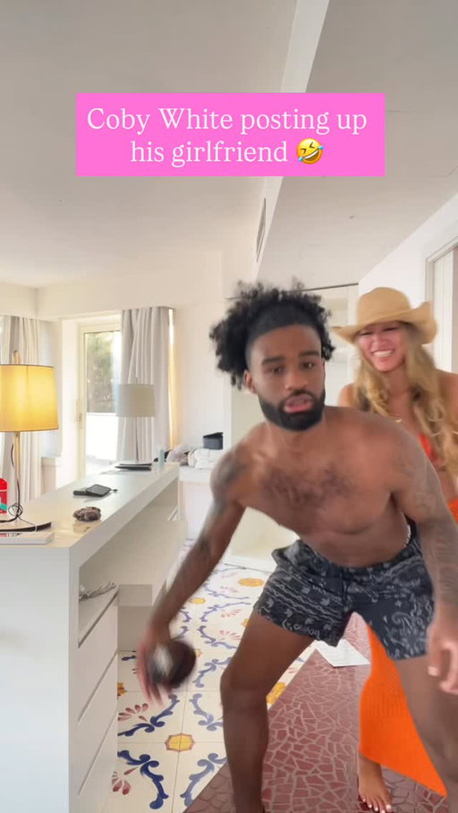 Let Danyelle do her fit check in peace 😭 (via @danyelle_williams)

#nba #couplegoals #chicagobulls #cobywhite #basketball