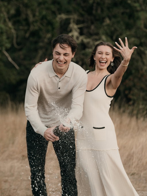 I’m marrying my best friend!!!

📷 @heidimaryam__photo