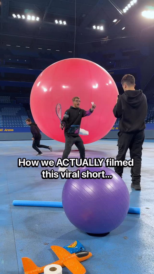 Sneaky behind the scenes 👀
