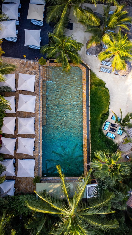 This is how much it costs to stay at @thezhotel luxury hotel in Zanzibar 🏝️

This was the perfect location in the northern part of the island, surrounded by nature, beach access and sunsets every night!

Save this for your next trip to Zanzibar and tag someone who you’d love to come here with!

#zanzibarisland #zanzibar #luxuryhotels #luxuryresort #travelcreator #zanzibarhotel #zanzibarresort #luxurytravel #visitzanzibar