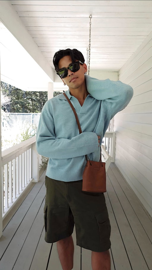 a little bit summer, a little bit fall

@hm_man Atelier FW25 sweater polo, @amazonessentials cargo shorts, @bananarepublic loafers, @miumiu bag via @rebagofficial, @raybanmeta sunglasses 🏷️ grwm, men’s summer outfit 2025, men’s ootd