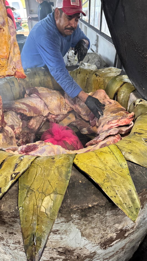 So thankful I got to experience the making of authentic barbacoa at @el.grandpa.barbacoa . These tacos are insanely good and brings the flavors of Mexican bbq that is so hard to find. Come check them out! 

Open Saturdays and Sundays 8am - 1:30pm

Georgetown, TX

#barbacoa #tacos #mexicanfood
