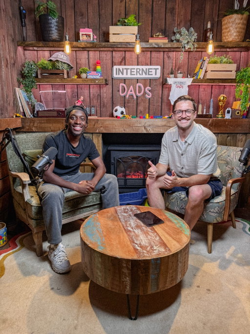 @spenfc 🤝 @manny brand new episode out now! 

This week, Manny & Spencer finally discuss the Wembley Cup, becoming a Dad as a YouTuber & growing up as the middle child!
