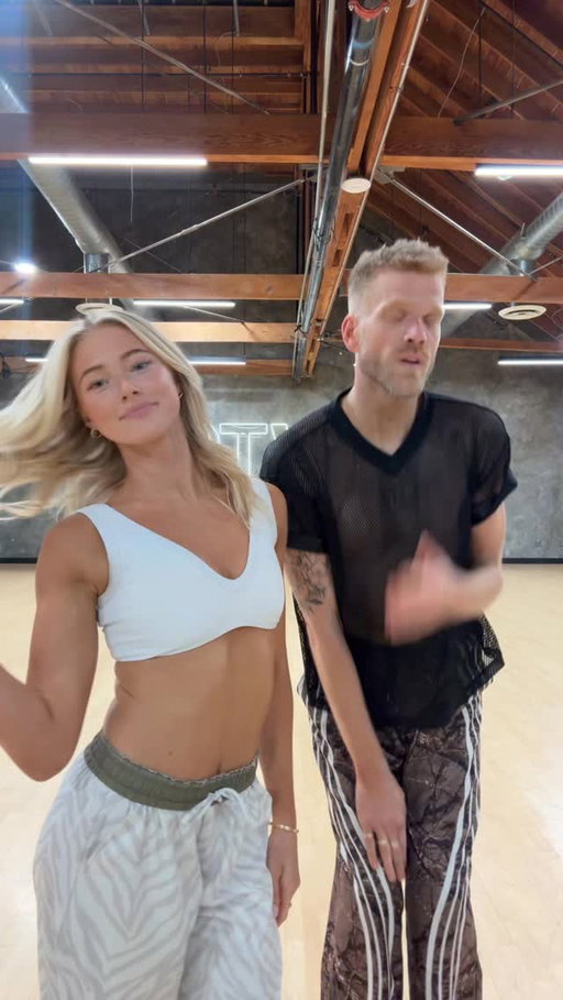 Ummmm yes!!!!!!🤭🤩✨🫶🏼🥳 @dancingwiththestars