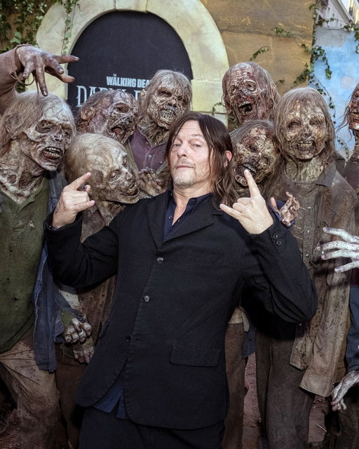 The apocalypse never looked this badass. 🤘 #DarylDixon