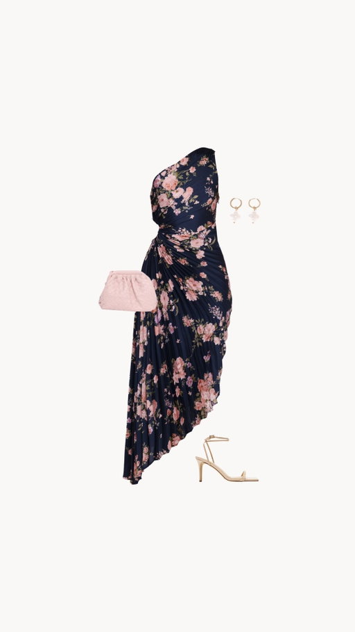 Your favourite Kleo Maxi Dress in a new colourway 💙🌸 With endless pleats and a gorgeous silhouette, she makes a dreamy choice for any wedding guest 💫