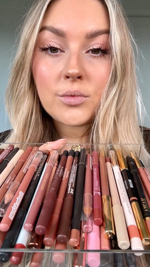 Bringing back my random lip combos 🥰🩷 this one went a little TOO well? 😮‍💨