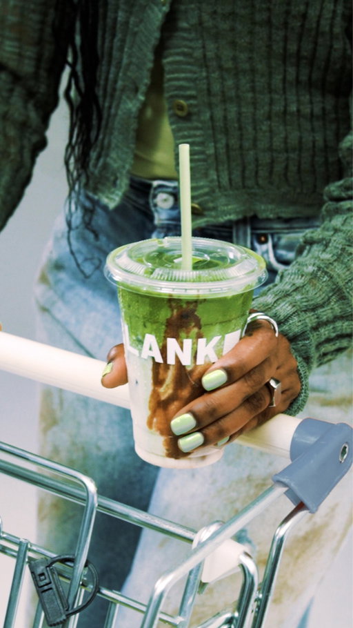 09 SEP 2025

Apple Butter Matcha

Available exclusively in the UK.
