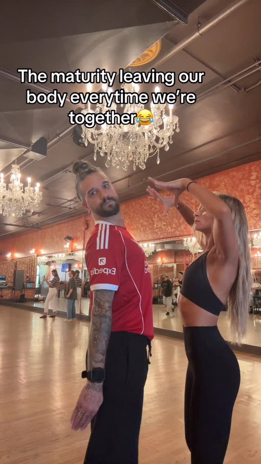 Fr 😂 @markballas #dwts