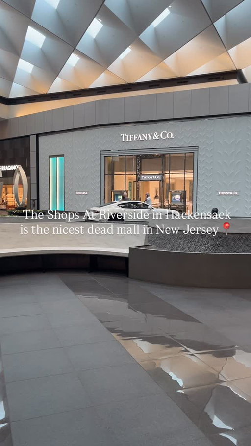 What are your thoughts?

The Shops At Riverside Mall in Hackensack may have some great restaurants but the mall itself is quite empty, even on a Friday & Saturday. The mall has branded itself as a luxury retail destination.

Have you gone recently? 

-

#bergencounty #bergencountynj #northjerseynews #njnews #hackensacknj #townsofnewjersey