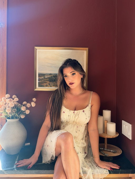I just want to look good for ya 

#sweeettails #gamergirl #gaming #ootd #makeup #pretty #brunette #streamer #instagood