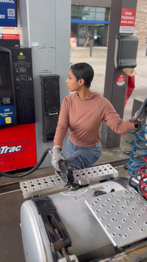 Use those rewards, drivers! This month is Truck Driver Appreciation Month @racetrac … stop in to pick up your favorite goodies! #RaceTracPartner

All offers are only available through the RaceTrac App 9/3-9/30. You must be a RaceTrac Rewards member and self-select “Semi-Truck” driver to be eligible. See the RaceTrac App for Terms of Use.