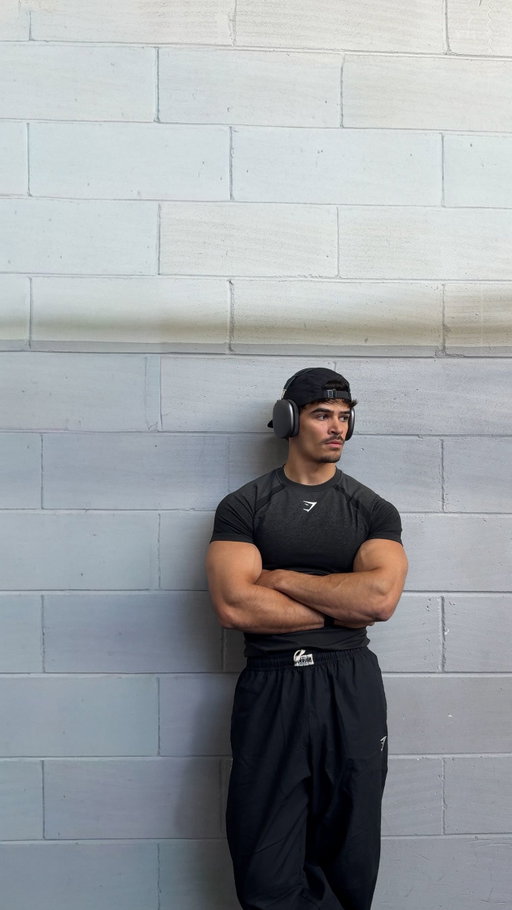 Upper body workout >> 
powered by @gymshark | ad

Wearing the Gymshark pumper pants that just dropped 👌🏽