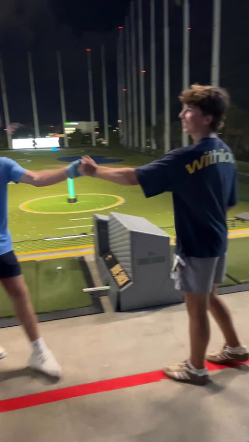🤝 @onearmgolfer