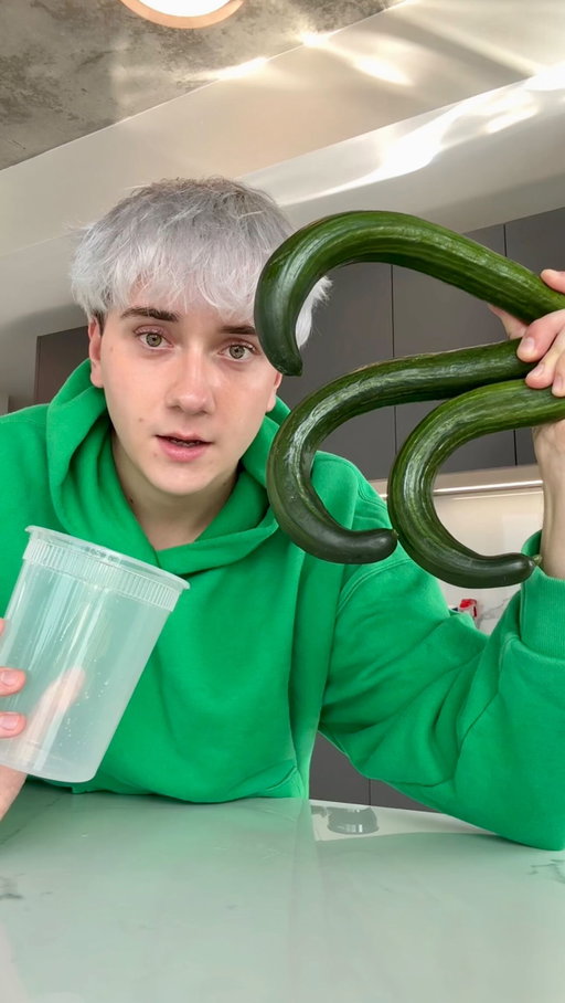 Reminder jalapeño popper cucumbers exist 🌶️