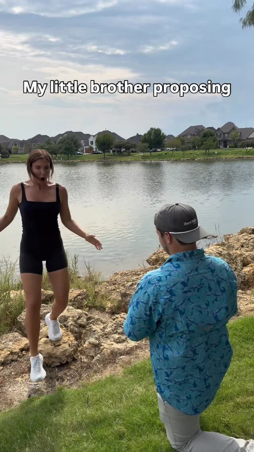 The original is so cute and hilarious 🤣 
OG: (wearemadeofstarstuff on TT)!! 

#reels #reelsinstagram #comedy #skit