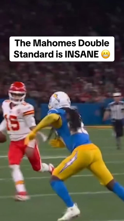Patrick Mahomes’ sideline antics are a borderline cause for concern in the NFL #football #nfl #sports #fantasyfootball #kansascitychiefs