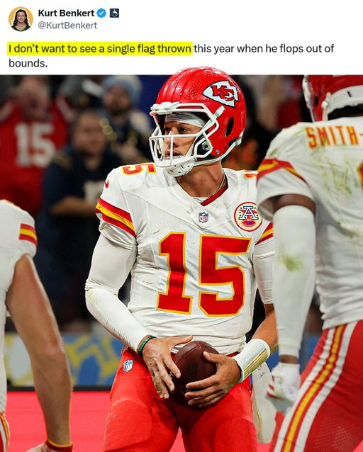 Refs can NOT defend Mahomes on those scrambles anymore. He can’t have the best of both worlds.

#nfl #nflqb #chiefs #football