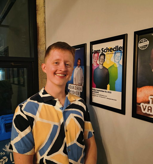 first time doing stand up to doing my hour!  two sold out shows!  If you missed out… keep your eyes peeled for October 3rd 👀

still working on the physical comedy thing though

thanks to the incredible comics that opened the shows @itslahiru and @hipearlrose and to @sisyphusbrewing for having us!!

and thanks to everyone who came out!!
