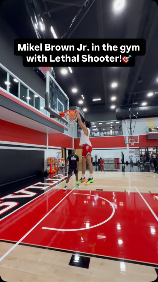 Mikel Brown Jr. understands that everyday is a day to become BETTER! His ability to be attentive to details and make the necessary correction is next level!💪🏾 #Louisville 
-
Player: @mikel_brownjr 
Trainer: ( @lethalshooter )