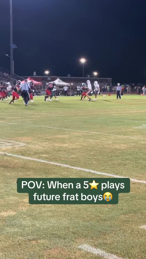 Brysen Wright out here DOMINATING 💪🏾🔥

#explore #explorepage #sports #football #highschoolfootball  #comedy #viral #joshsmoore