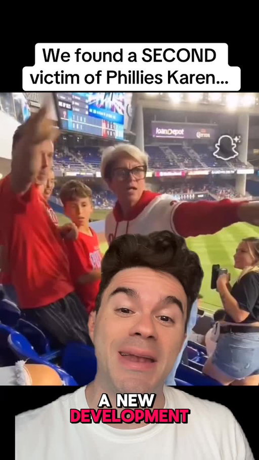 #phillies Karen is completely UNHINGED 🤯

#philadelphiaphillies #baseball #mlb