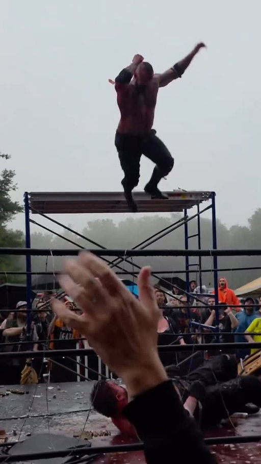 Video by @louisolsen98 of SHLAK Elbow Dropping Dred.
- CZW ToD22 9/6/2025

#Deathmatch #deathmatchwrestling #ultraviolent #unfnbelievable #prowrestling
