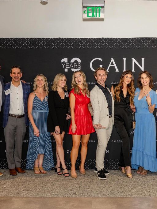 Humbled & honored for the opportunity to pour into the medical aesthetics community this week through the @aesthetic_next 7th annual conference in Dallas, along with the fabulous activities hosted by @gainbygalderma 🤍🔥 so proud of each practice owner and provider who showed up to learn and grow. so proud of each industry partner who showed up to pour into and educate attendees on how to be their absolute best. And so proud of my incredible team @socialpracticeus for showing up strong and committed to our mission of bringing hope and healing to more patients through the power of storytelling on social media. We loved meeting so many new faces while also giving the biggest hugs to familiar faces. Hope everyone traveling gets home safely & looking forward to ending 2025 STRONG! 🔥🔥🔥 #aestheticnext #aesthetics #medspa #aestheticentrepreneurs