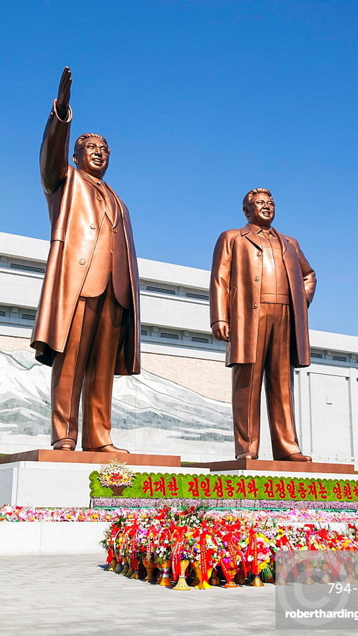 Visiting North Korea in 2025 😳🇰🇵 I sent my friend @anetefilm there to run in the Pyongyang Marathon (like I did in 2017!) and here was her experience.

Since then, North Korea has closed back up again, but if it reopens, would you ever visit? It’s the most interesting country in the world and I hope to go back someday!