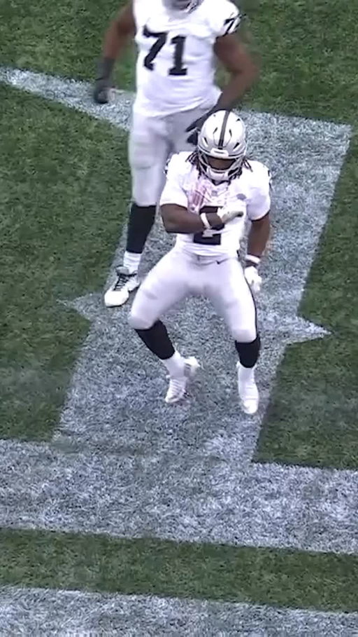 Rook’s got crazy strength 💪

LVvsNE on CBS/Paramount+
watch.nfl.com