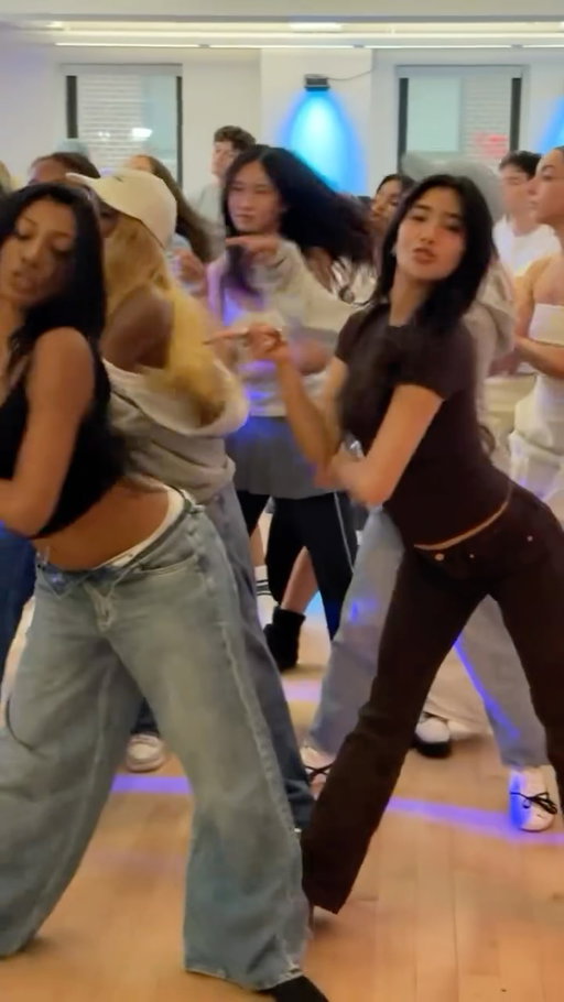 They brought it.
 
All the way to our Better in Denim masterclass. A talented community of dancers, moving in unison with @katseyeworld.
 
#BetterinDenim