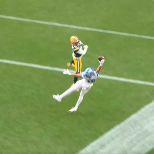 🤯 Isaac TeSlaa my goodness what a snag for the rookie!

📹: @nfl