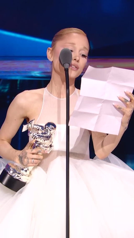 That’s a promise from @arianagrande – there are “brighter days ahead” ☀️🥹 #VMAs